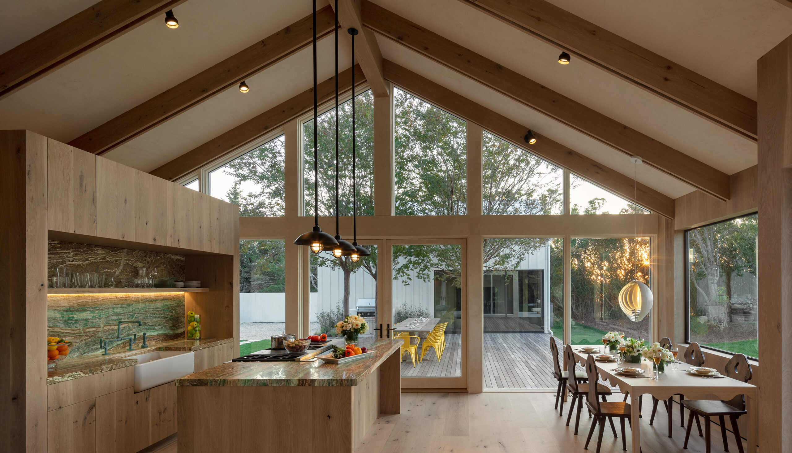 Kitchen with Lutron lighting scenes on elegant keypads